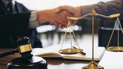 Mẫu đơn tố giác tội phạm được viết như thế nào? Người tố giác tội phạm sai sự thật bị xử lý thế nào? 1 thu-tuc-thay-doi-giam-doc-chi-nhanh