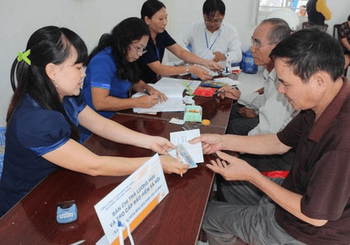 bàn chi trả lương hưu và trợ cấp bảo hiểm xã hội